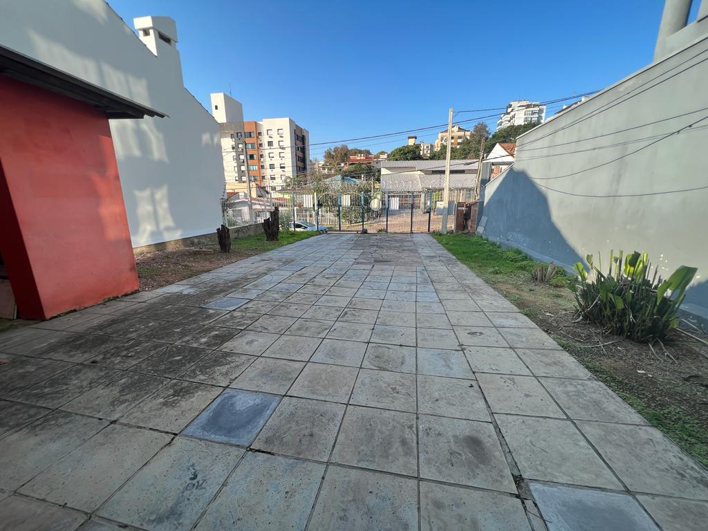 Terreno à venda, 895m² - Foto 1