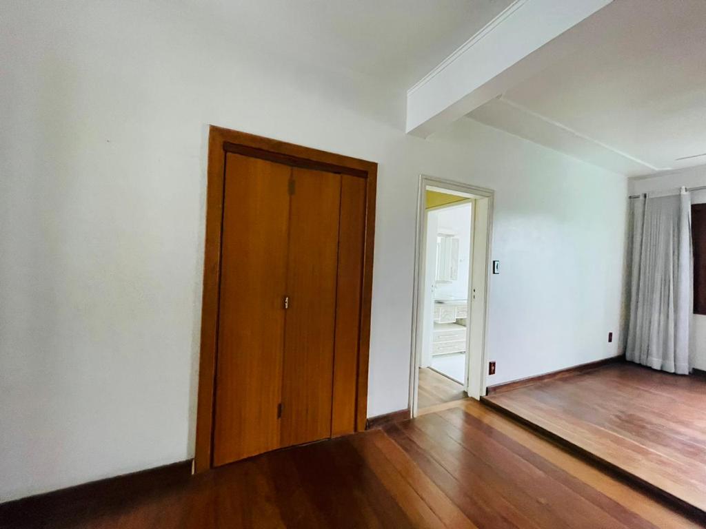 Apartamento à venda com 2 quartos, 69m² - Foto 5