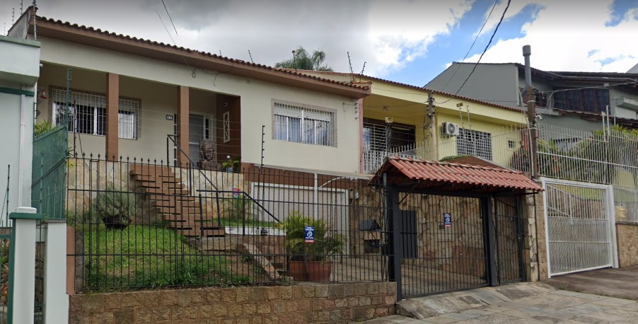 Casa à venda com 3 quartos, 280m² - Foto 4