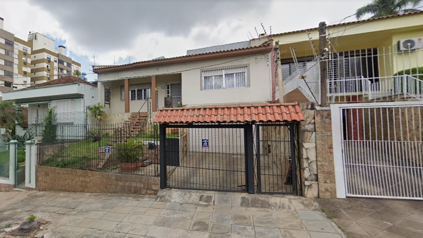 Casa à venda com 3 quartos, 280m² - Foto 1