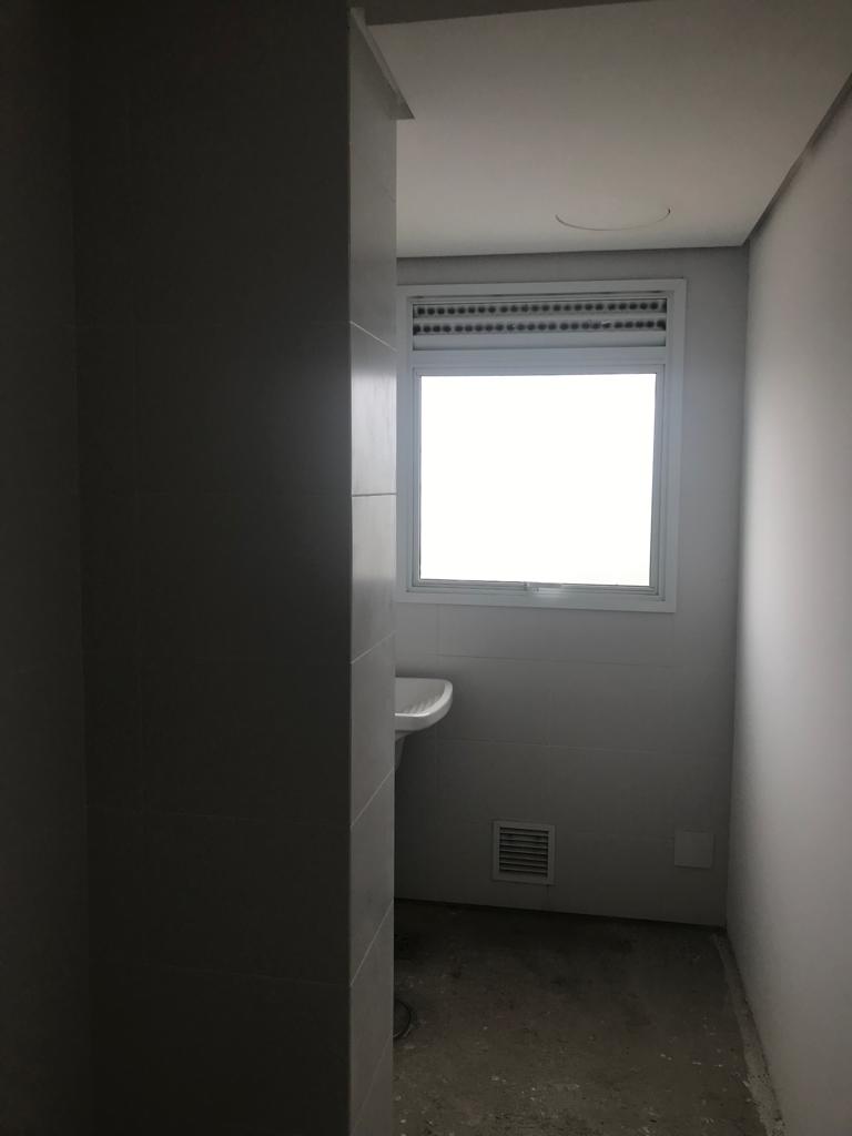 Apartamento à venda com 3 quartos, 72m² - Foto 2