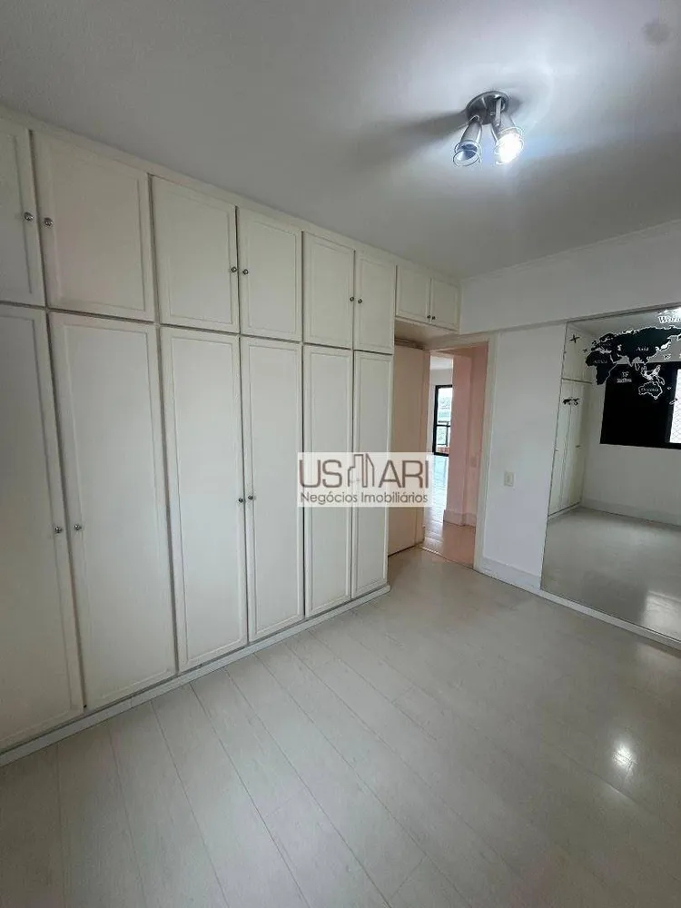 Apartamento, 3 quartos, 137 m² - Foto 4