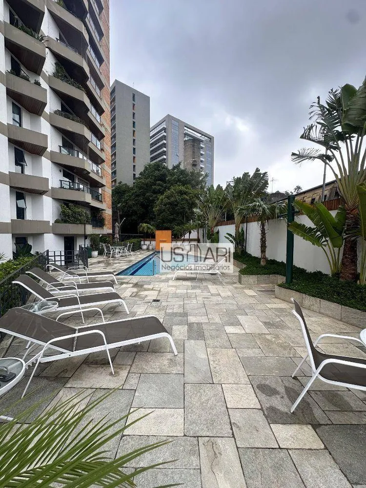 Apartamento, 3 quartos, 137 m² - Foto 2