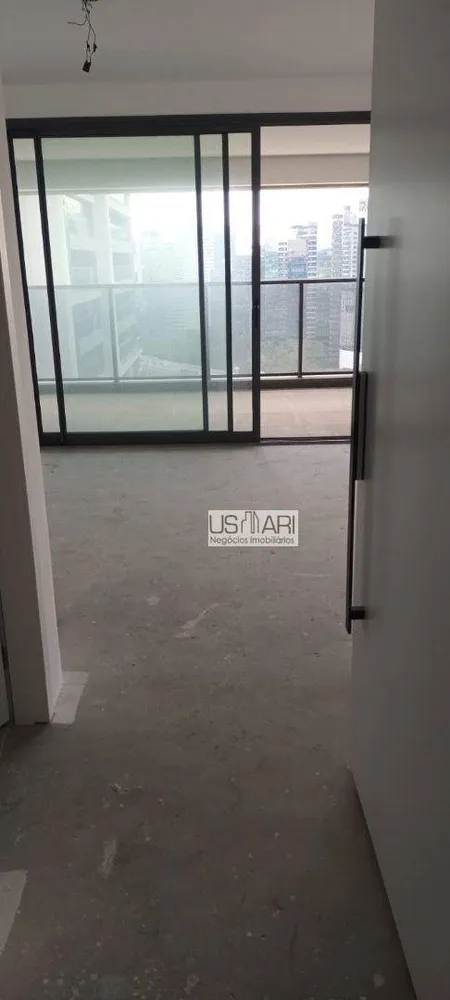 Apartamento, 3 quartos, 140 m² - Foto 1