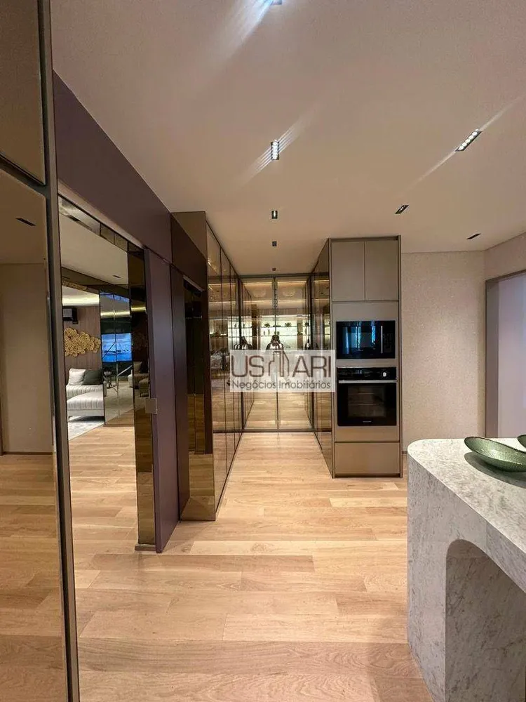 Apartamento, 3 quartos, 251 m² - Foto 4
