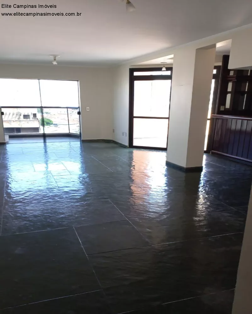 Apartamento à venda com 3 quartos, 226m² - Foto 3