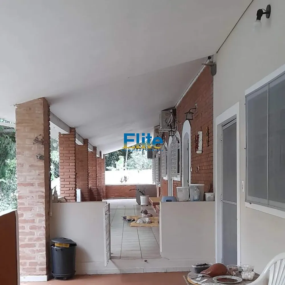 Chácara, 4 quartos, 2054 m² - Foto 2