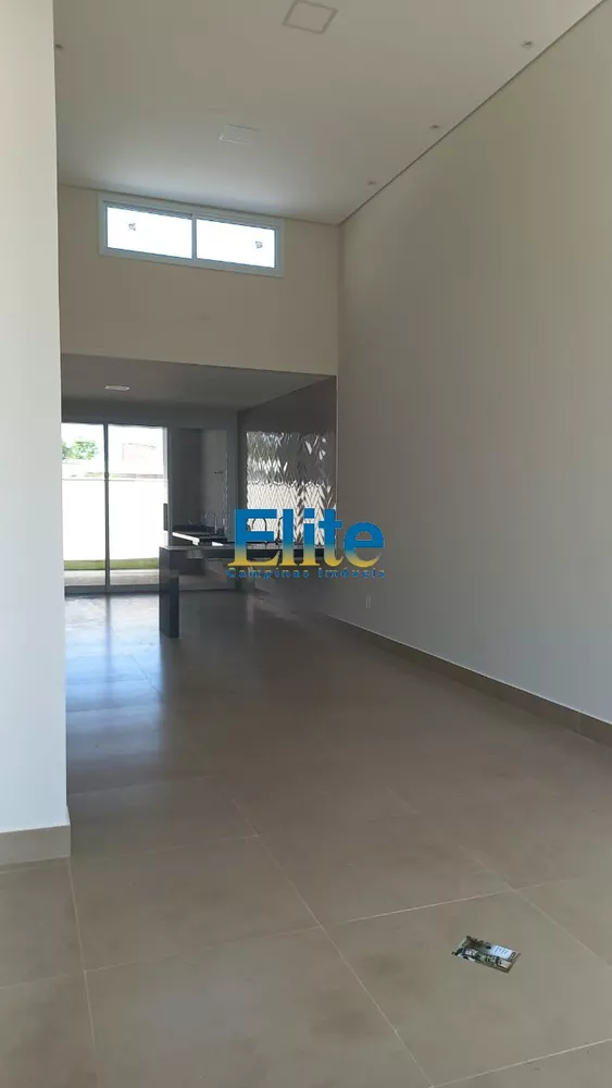 Casa de Condomínio à venda com 3 quartos, 250m² - Foto 3