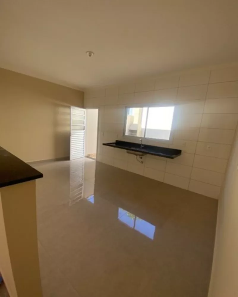 Sobrado à venda com 2 quartos, 125m² - Foto 4