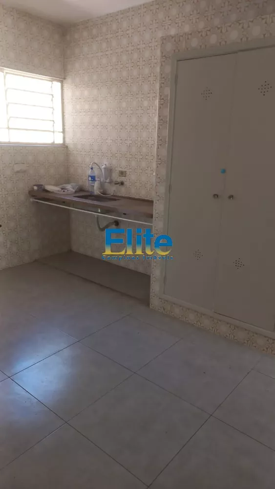 Casa para alugar com 3 quartos, 260m² - Foto 12