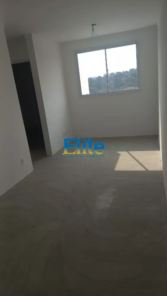 Apartamento à venda com 2 quartos, 47m² - Foto 2