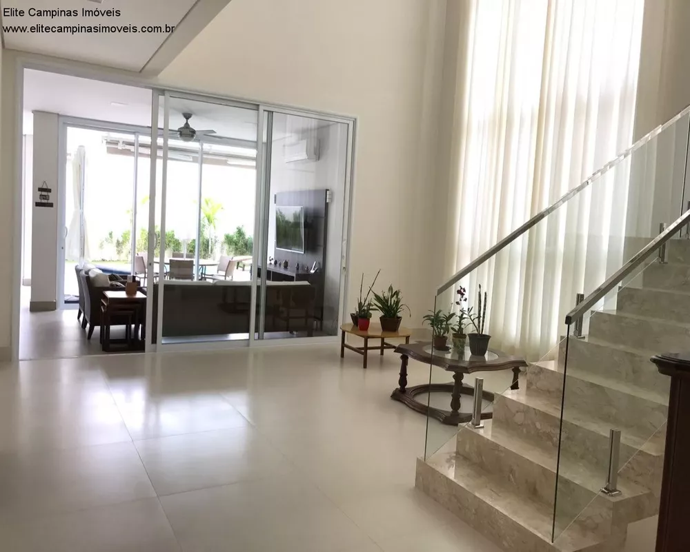 Casa de Condomínio à venda com 5 quartos, 702m² - Foto 4