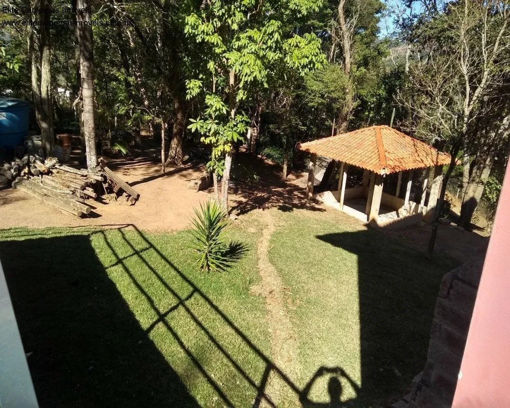 Chácara, 3 quartos, 2200 m² - Foto 1