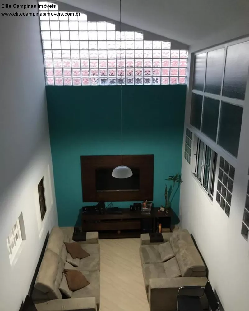 Casa à venda com 3 quartos, 270m² - Foto 2