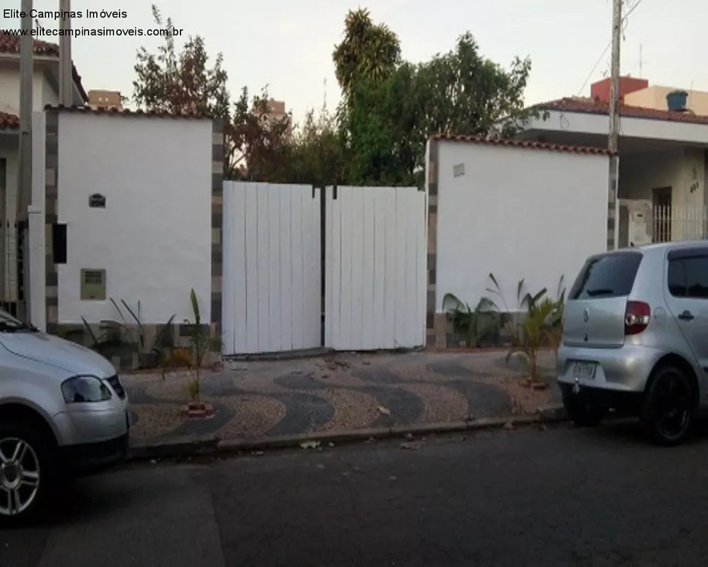 Casa à venda com 2 quartos, 300m² - Foto 1