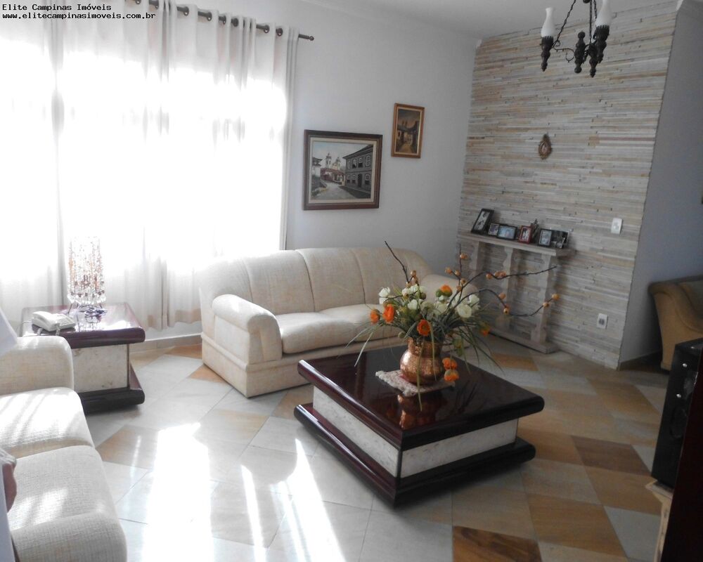 Casa de Condomínio à venda com 4 quartos, 2000m² - Foto 1