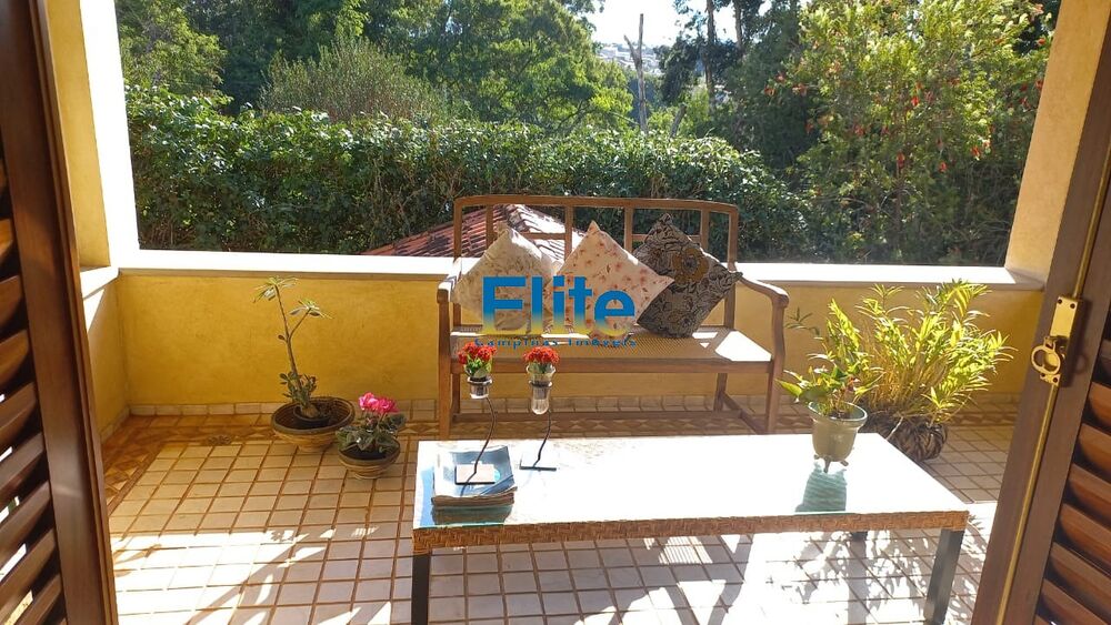 Casa de Condomínio à venda com 5 quartos, 1200m² - Foto 2