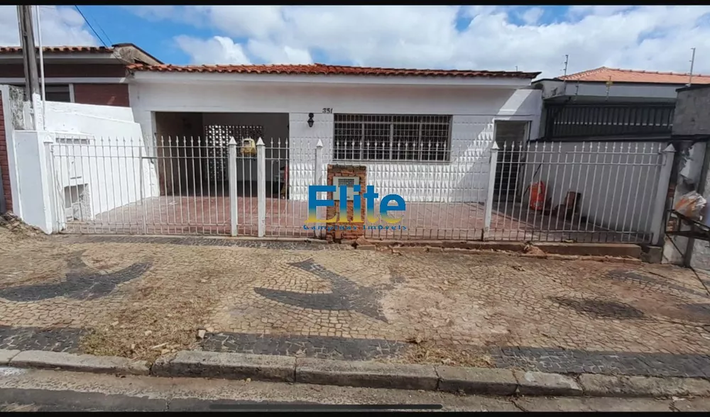 Casa à venda com 3 quartos, 250m² - Foto 1