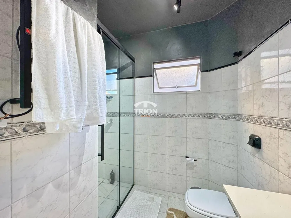 Cobertura, 3 quartos, 196 m² - Foto 1