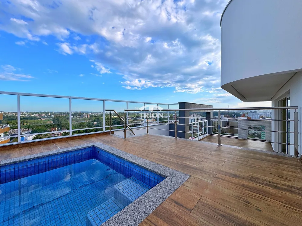 Cobertura, 3 quartos, 279 m² - Foto 1