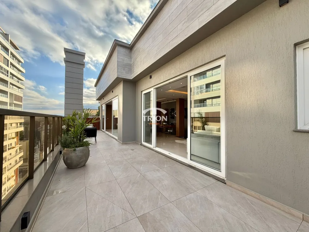 Cobertura, 3 quartos, 411 m² - Foto 4