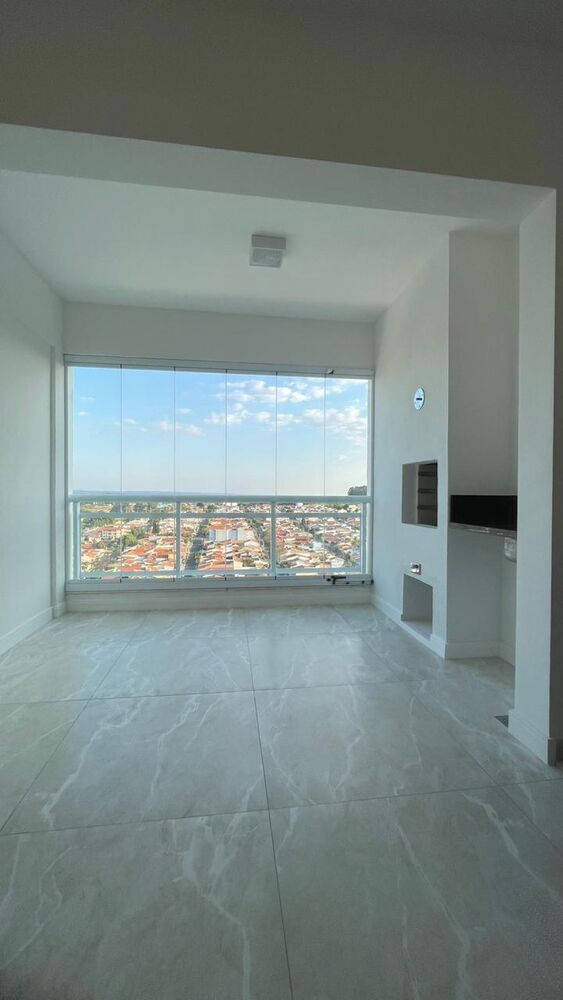 Apartamento à venda com 2 quartos, 82m² - Foto 3