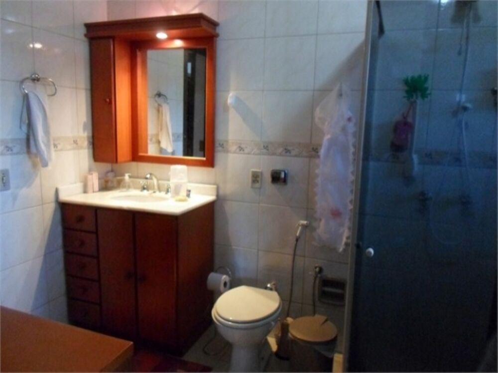 Casa à venda com 4 quartos, 300m² - Foto 4