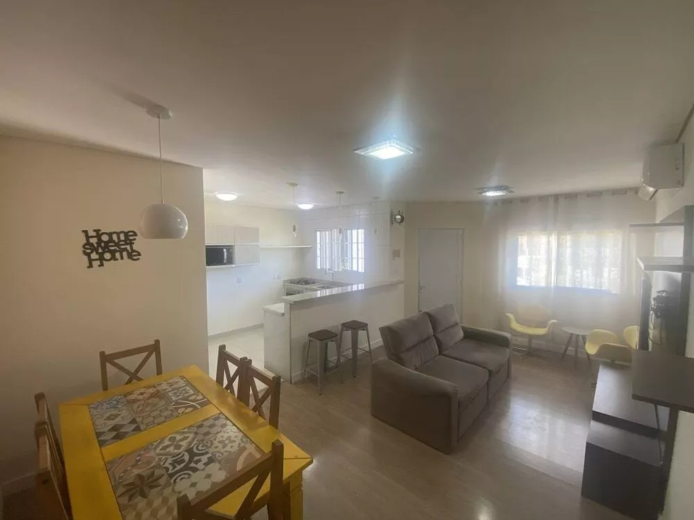 Casa à venda com 1 quarto, 264m² - Foto 2