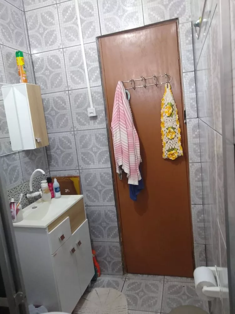 Casa à venda com 2 quartos, 84m² - Foto 8