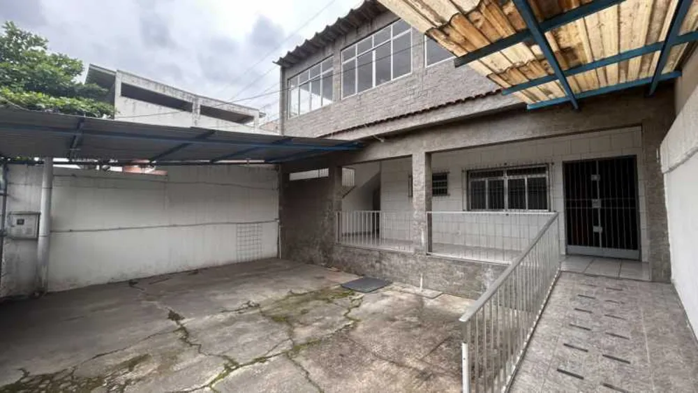 Casa, 4 quartos, 259 m² - Foto 1