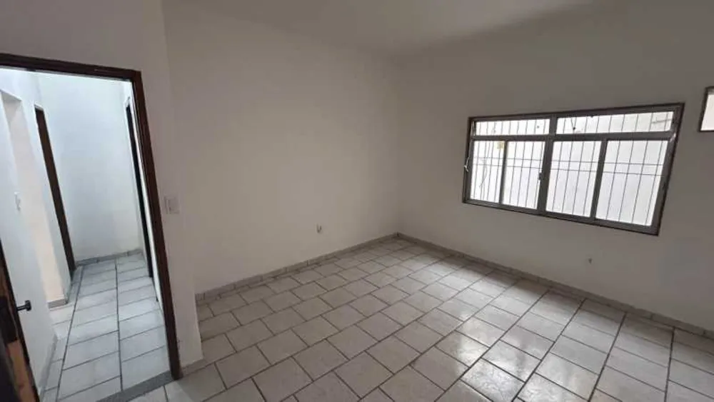 Casa, 4 quartos, 259 m² - Foto 11