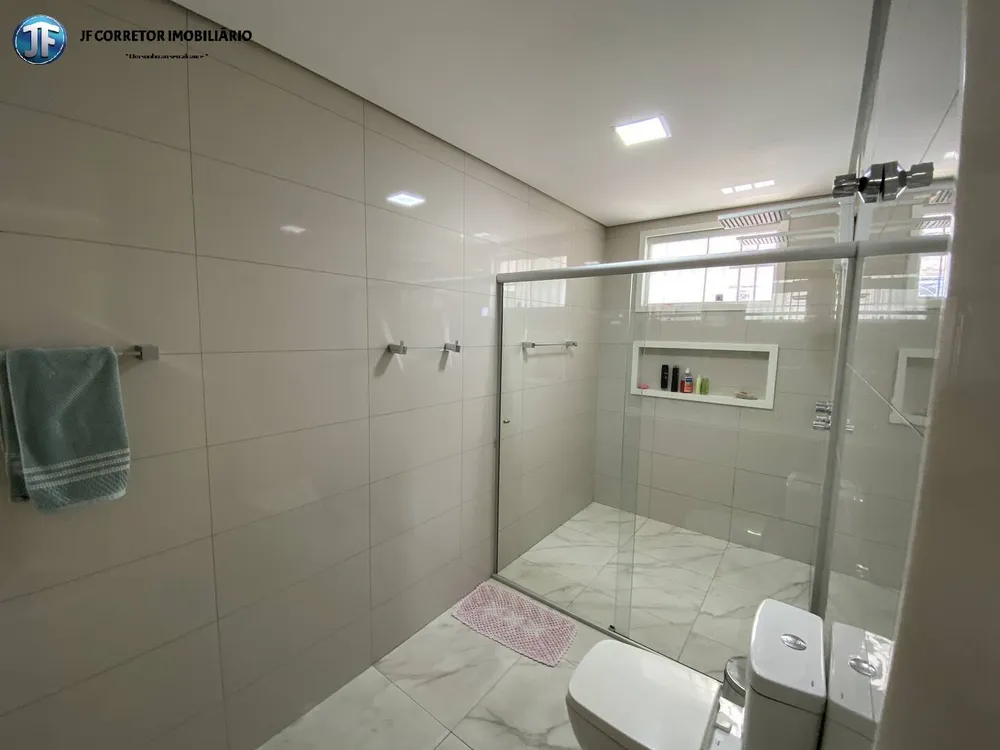 Casa, 3 quartos, 208 m² - Foto 13