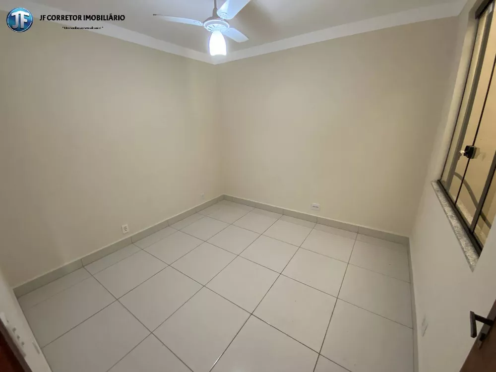 Apartamento à venda com 3 quartos, 200m² - Foto 5