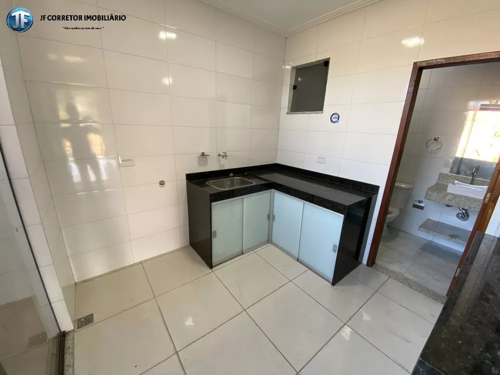 Apartamento à venda com 3 quartos, 200m² - Foto 3