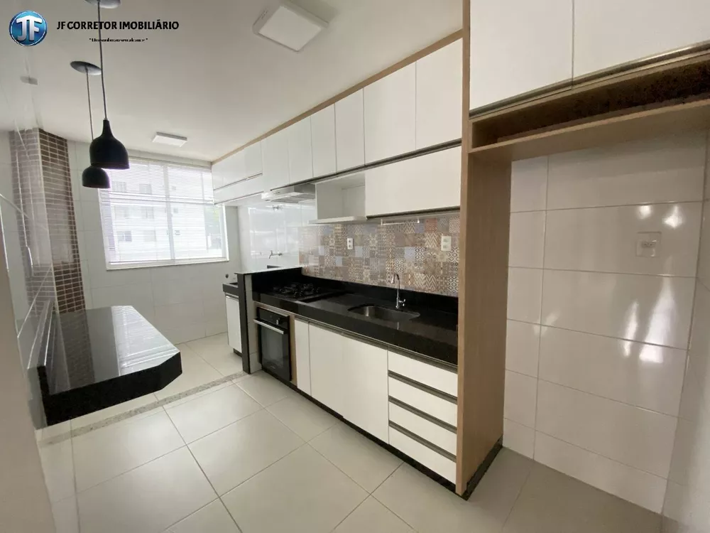 Apartamento à venda com 2 quartos, 70m² - Foto 3