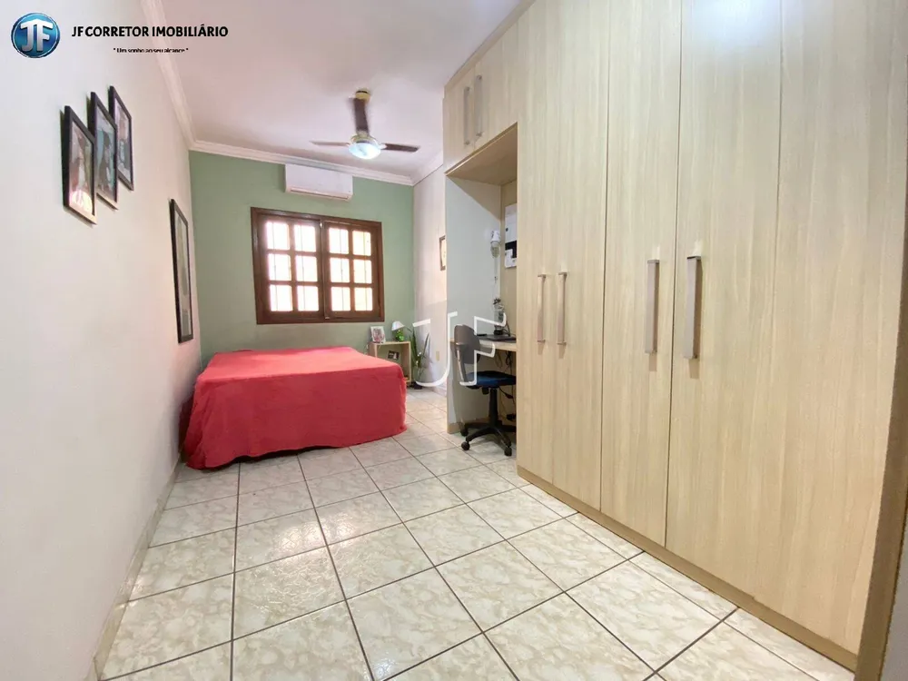 Casa, 3 quartos, 253 m² - Foto 11
