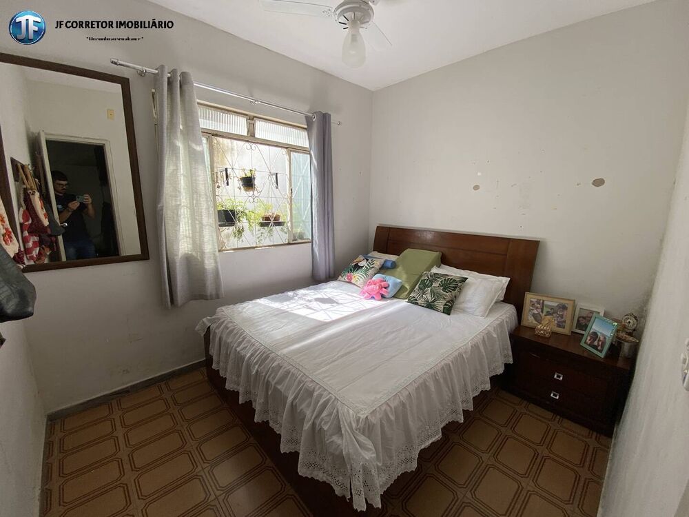 Casa à venda com 5 quartos, 215m² - Foto 6