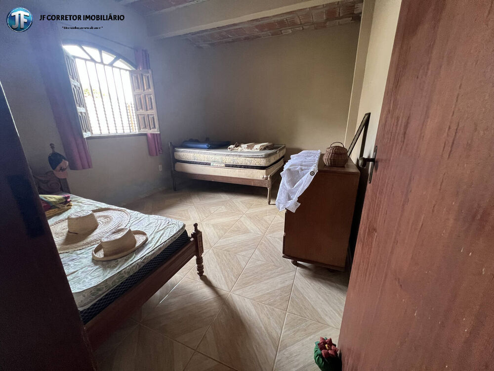 Terreno à venda com 2 quartos, 2000m² - Foto 2