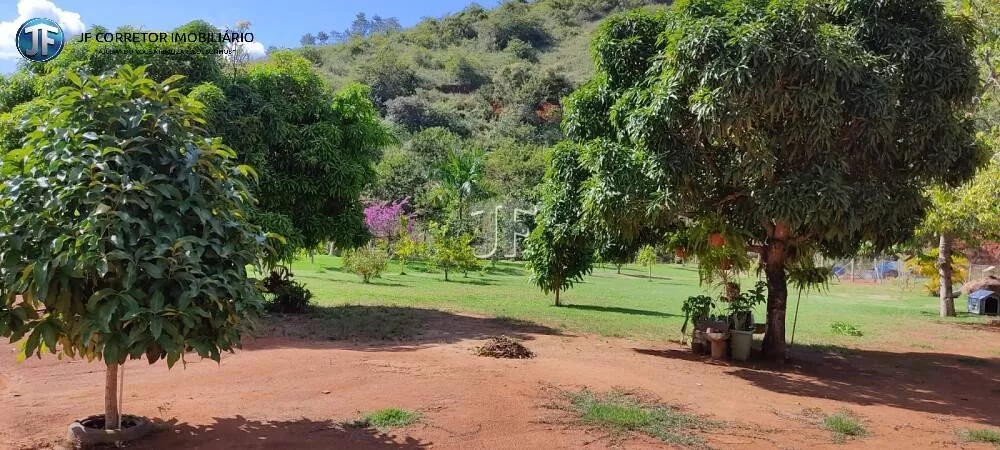 Fazenda à venda com 3 quartos, 3m² - Foto 2