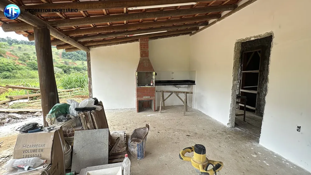 Chácara, 3 quartos, 1560 m² - Foto 2