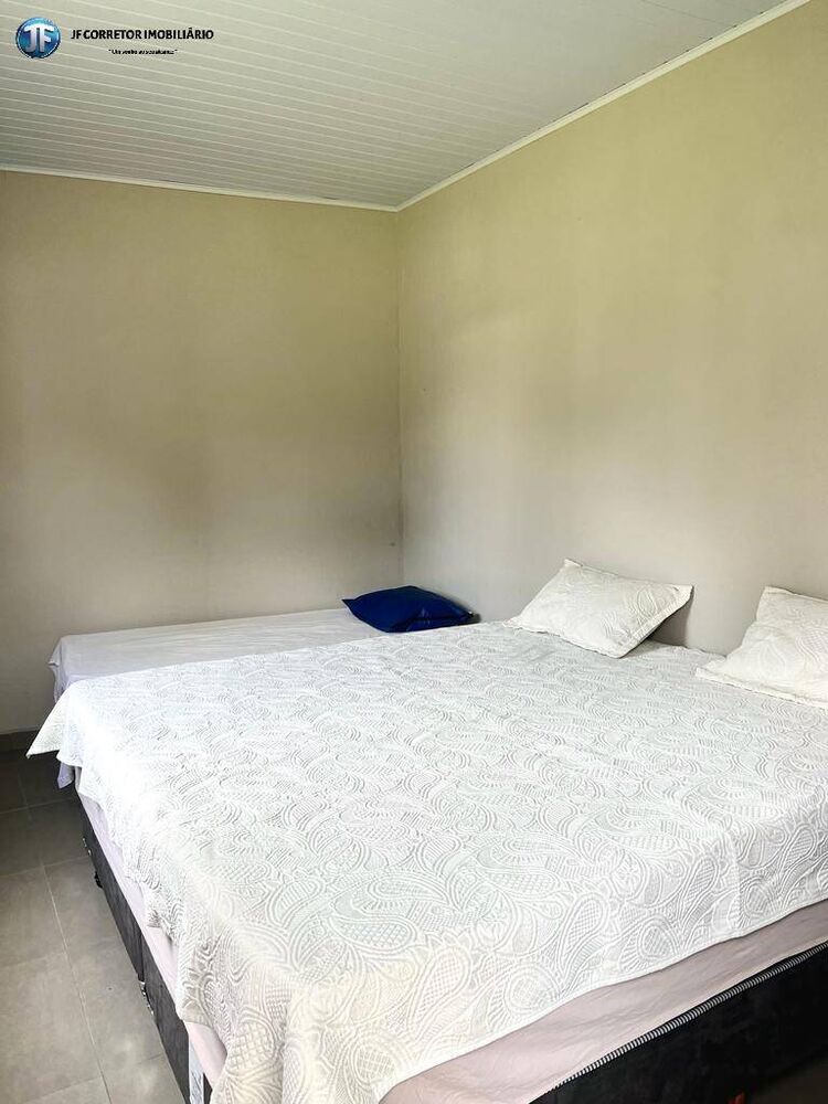 Sítio à venda com 3 quartos, 1800m² - Foto 2