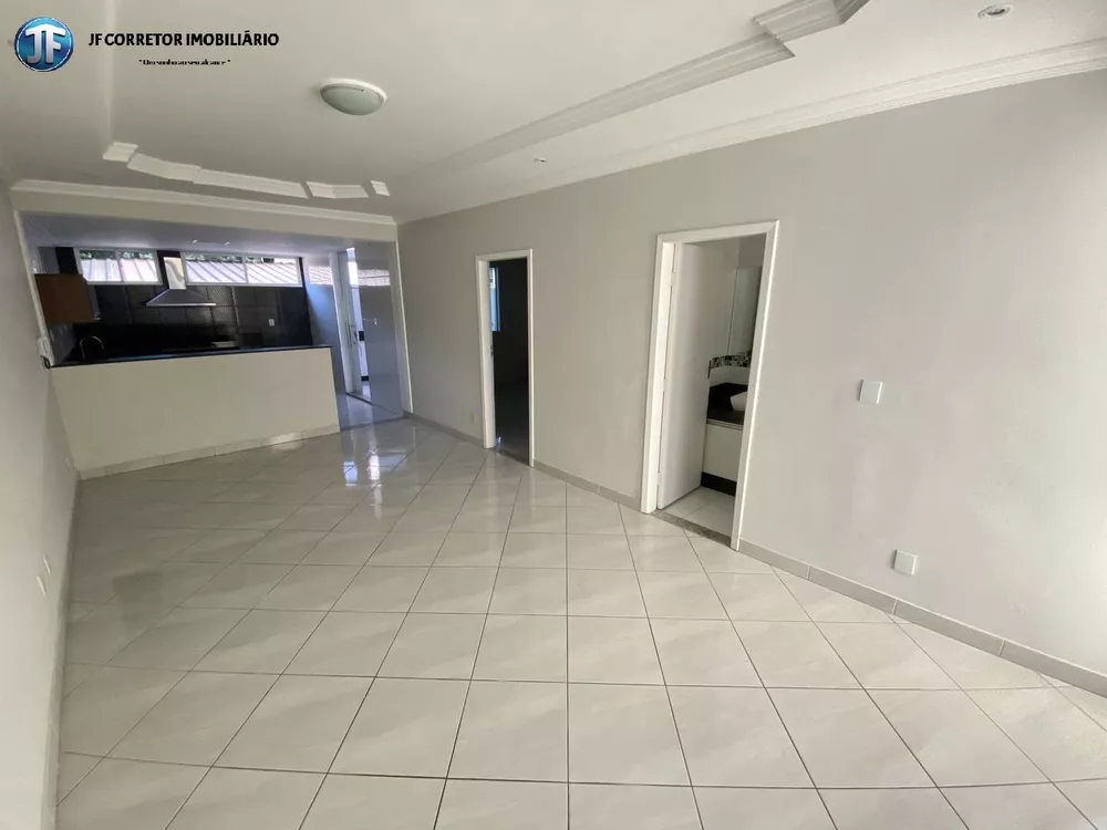 Apartamento à venda com 3 quartos, 130m² - Foto 1