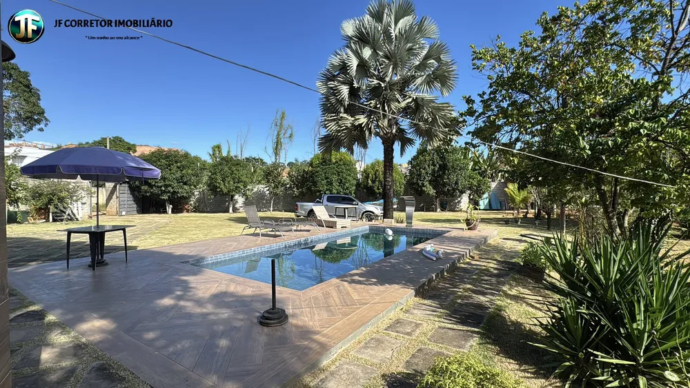 Chácara, 3 quartos, 2400 m² - Foto 1