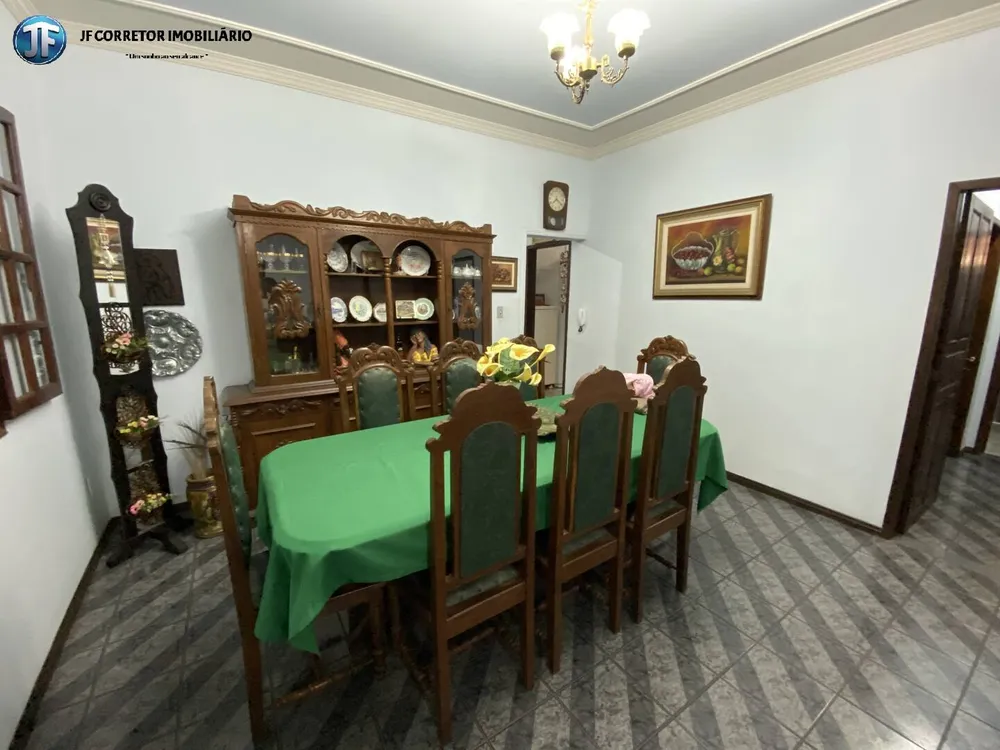 Casa, 3 quartos, 242 m² - Foto 2