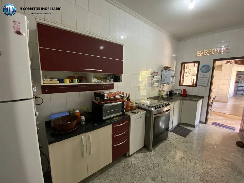 Casa, 3 quartos, 242 m² - Foto 9