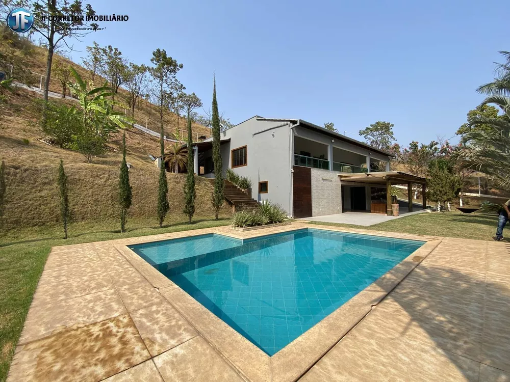 Fazenda à venda com 3 quartos, 5500m² - Foto 1