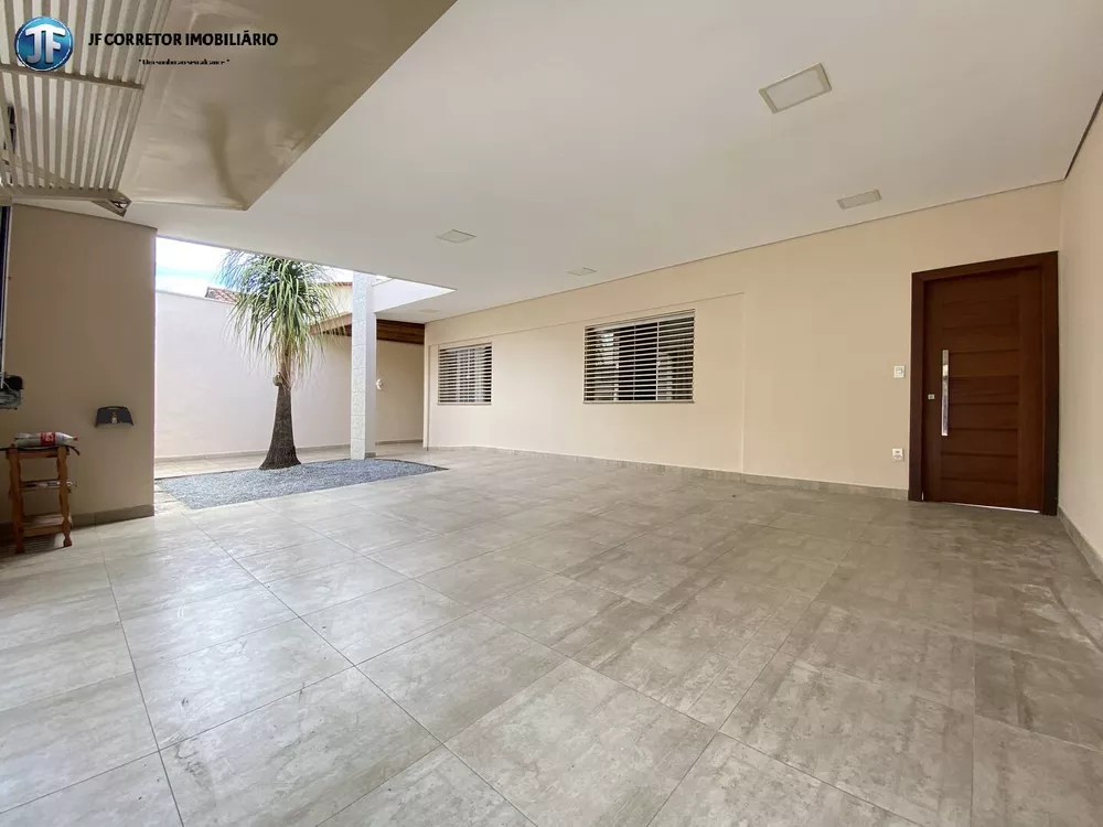 Casa à venda com 3 quartos, 160m² - Foto 2