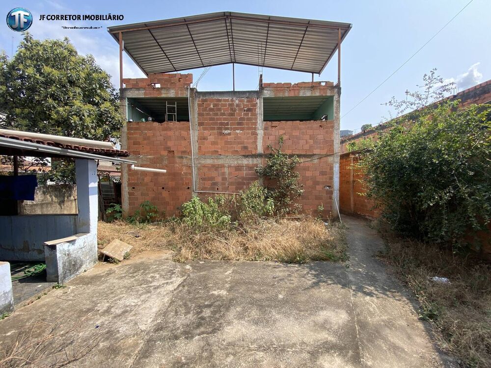 Casa à venda com 3 quartos, 360m² - Foto 4