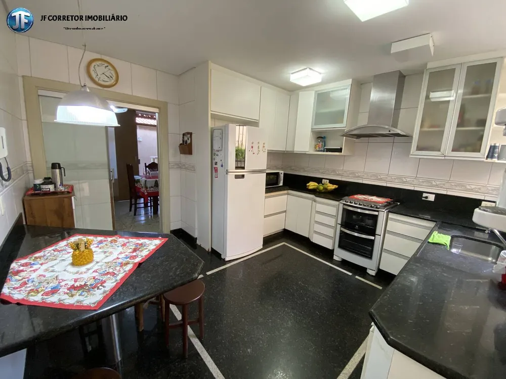Casa, 4 quartos, 250 m² - Foto 10