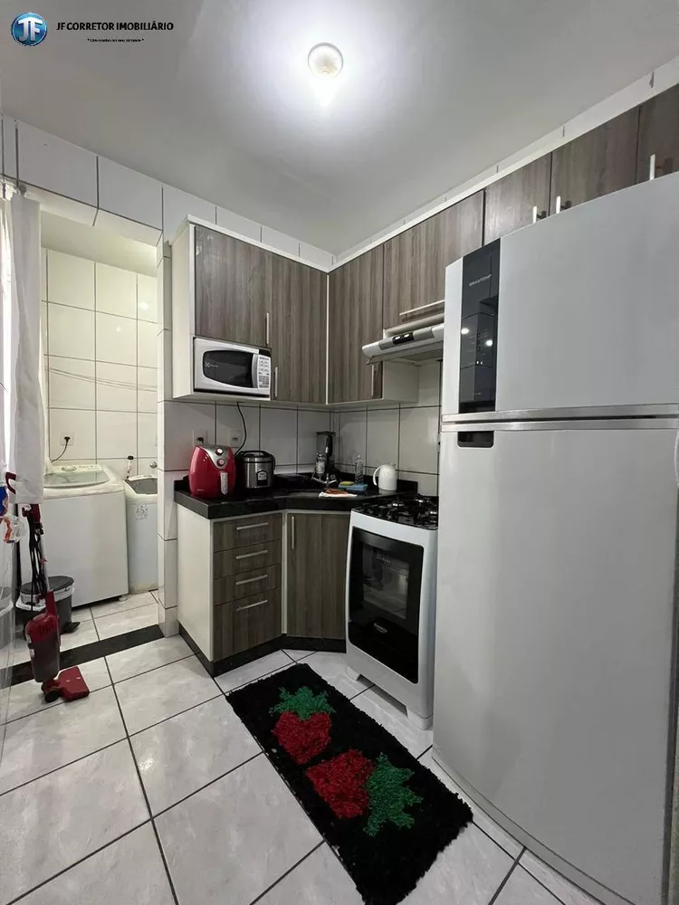 Apartamento à venda com 2 quartos, 60m² - Foto 2